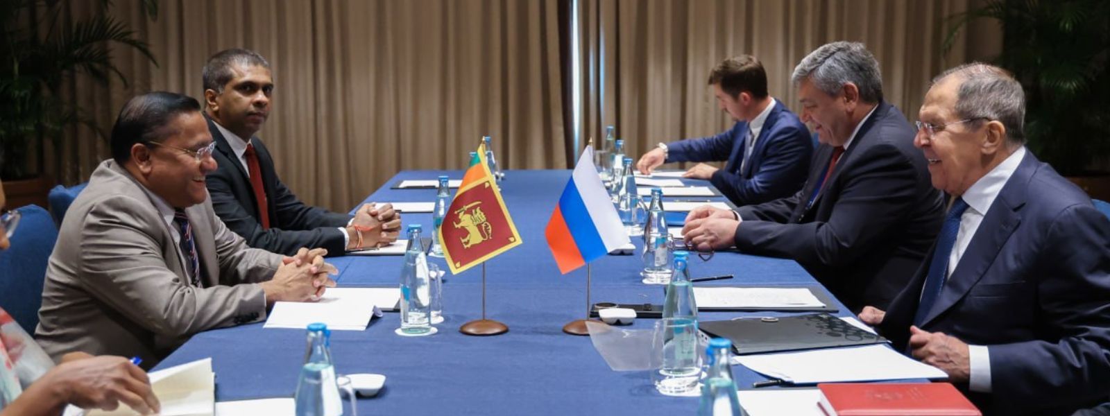 Russia's Lavrov Meets Sri Lankan FM in Manila